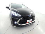 【LEDヘッドランプ】・・・消費電力の少ないLEDヘッドランプ。点灯してすぐに最大光量を発揮するのでトンネルなど周囲が急に暗くなった場合でも安心。