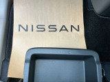 助手席シートアンダーボックスにも荷物が入ります。小物類の整理にも活躍します。