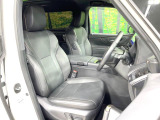 運転席シート廻りは使用感も少なく、良好な状態となっています。丁寧に使われていたことがよくわかりますね。