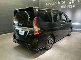 セレナ 1.2 e-POWER ハイウェイスターV 