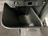 3.「認定中古車カルテ」は、走行距離や修復歴に加えてキズ・凹みの有無・状態や消耗品の交換、過去の整備状況がわかります。