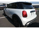 お客様コメント475件 総合5点中4.9点の高実績! ★5つ MINIのことなら安心と実績のMINI NEXT岡山にお任せください!整備などはお近くのMINIディーラーでアフターサービスも大丈夫です★