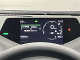 見やすいメーターレイアウトで運転をサポート!