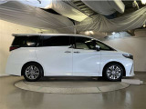 当社でご購入頂いた全ての車両はご納車前、エンジンオイル交換・ワイパーゴム・ブレーキ点検・調整・その他確認の上ご納車いたします。