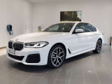 群馬BMWプレミアムセレクション前橋は認定中古車販売のスペシャリストとして品質へのこだわり、特に喫煙歴の無いだれもが気持ちよく購入検討いただける車両を展示しております。遠方からもお問い合わせください。