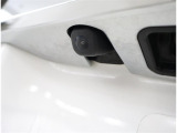 バックカメラが付いているので後方確認が非常にしやすいです。今や運転初心者も熟練者も必須装備!ついていて損はないですね♪