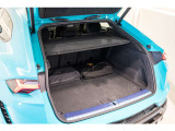 【SKY GROUP】BMW、MINI、VOLVO、JAGUAR、LANDROVER、PORCHE、MASERATI、LAMBORGHINI、ASTON MARTINの9ブランドの輸入車を取り扱う正規ディーラーです。新潟県/神奈川県/東京都で販売を展開しております。