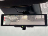 スマートルームミラー付ですのでお荷物が乗っていても後方確認が出来ます。