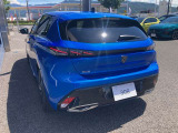 ヴァーティゴ・ブルーはプジョーらしい色目ですね