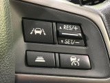 【全車速追従機能付クルーズコントロール】高速道路での長距離走行が楽に!!自動で速度を保つクルーズコントロールが、衝突軽減システムと連携し、前方の車両を感知して車間を保つように速度調節してくれます!!