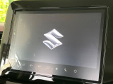 【メーカー純正9型ナビ】インテリアに溶け込むスタイリッシュな「専用設計」メーカーナビを装備♪視認性や操作性など基本性能にも優れ、より上質なカーライフをお楽しみいただけます。