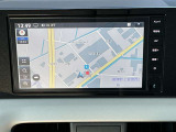 日産純正9インチメモリーナビ(NM1)装備。ワンタッチ部分地図更新、Apple CarPlay、Android Autoのワイヤレス接続、Wi-Fiに接続することで、ネット動画の視聴も可能です。
