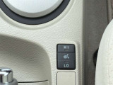 【シートヒーター】シートヒーターを装備し、寒い季節でも座席を温めて快適なドライブをサポートします。短時間で暖かさを感じられる便利な装備です。