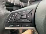 オーディオの音量調整など、ハンドルを握りながら操作できる便利なハンドルスイッチ♪