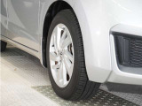 認定中古車では、厳しいHonda認定基準をクリアした厳選されたHonda認定中古車のみ、取り扱っております。「ご購入前の安心」「納車後の信頼」を車両と一緒に提供しております。