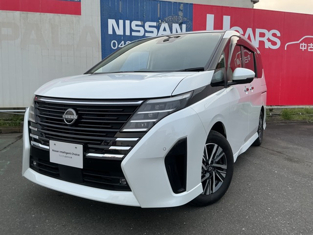 セレナ 1.4 e-POWER ハイウェイスターV