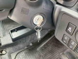ダイハツ認定中古車取扱いの正規ディーラー店舗となります。メーカー保証はもちろん中古車保証も全国最寄りのダイハツ正規ディーラーにてご利用いただけます(一部除く)