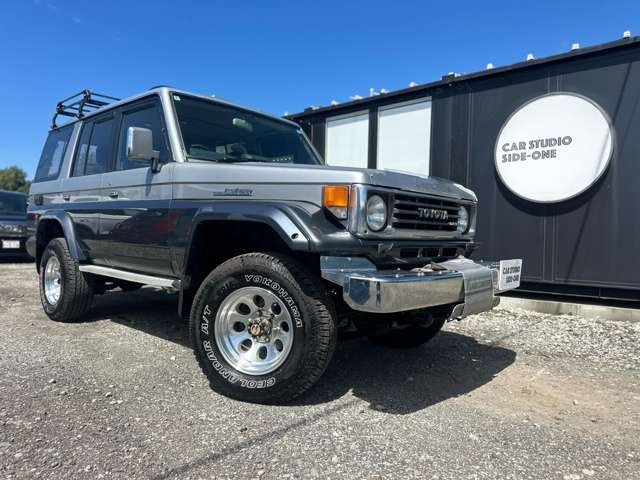 トヨタ ランドクルーザー70 4.2 ZX ディーゼル 4WD の中古車詳細
