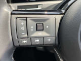 ステアリングスイッチ搭載!ハンドルひとつで手を離さなくても運転中視線をそらさなくても操作が出来て便利です