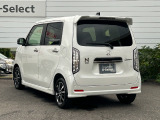 より綺麗なお車に乗りたい方には当社自慢のボディーコーティングをおススメします!細かい傷も目立たなくなり、普段のお手入れも楽になります。