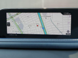 マツダコネクトの8.8インチワイドセンターディスプレイです。『Android Auto』『Apple CarPlay』や独自のコネクテッドサービスに対応したインターフェイスシステムです。