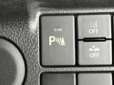 車両前後に搭載されたセンサーで静止物との距離を検知し、ブザー音で運転者に知らせます!