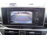 バックカメラも付いて車庫入れも安心です。