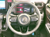 【純正革巻きステアリング】上質な革を使用することで、手にしっかり馴染みとても運転しやすいハンドルです♪