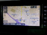 純正ナビを装備。タッチパネル式で使いやすく、お出かけもラクラクです。