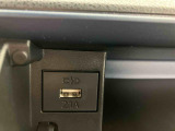 3.「認定中古車カルテ」は、走行距離や修復歴に加えてキズ・凹みの有無・状態や消耗品の交換、過去の整備状況がわかります。