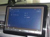 ナビゲーションは純正メモリーナビ(VXM-245ZFEi)を装着しております。AM、FM、フルセグTVがご使用いただけます。初めて訪れた場所でも安心ですね!