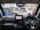 「Nissan Intelligent Choice プレミアム認定中古車」です。ワイド保証2年付(期間中走行距離無制限)ご購入後も1ヶ月または1,000km点検が無料で受けられます♪