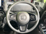 【ステアリングスイッチ】運転中、前方から目線をそらすことなく、オーディオ等の操作が可能な便利機能!安心&快適なドライブを演出してくれます♪