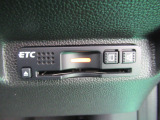 今や標準装備になりつつあるETC車載器も装着されております。料金所を通過するときも楽々です。