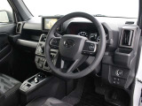 運転席廻りです。