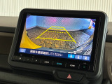 【バックカメラ】リバースにするだけで映ります、後方の安全確認や、狭い駐車場での車庫入れ、雨の日や夜間など視界の悪い時に便利です!安全にバックする為には欠かせない装備です。