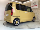ご納車までの期間ですが、県内のお客様は1、2週間、県外のお客様は2、3週間ほどでご納車が可能となります。ただし、お支払いや書類の状況によっては多少の前後もありますので、その際には何卒ご了承下さい。