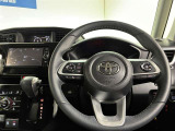 使いやすく運転しやすいレイアウトの運転席周り。