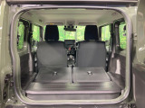 普段のお買い物や通勤、送迎等に十分な荷室スペースを確保しております。セカンドシートを倒すと、大きな荷物の積載も可能です♪