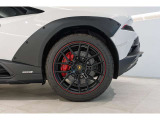 Bianco monocerusSterrato Trim with Laser GraphicNero AdeArancio DryopeArancio Leonis