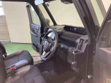 納車前にはプロのメカニックが点検、整備を行いますので安心してお乗り頂けます!!