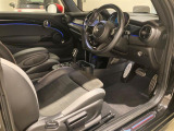 ◆LIBERALAは、輸入車選びの新たなスタイルを提案するインポート・セレクト・ブランドです。オーナー様となる方がクルマから直接感じる感性を第一にした、最良の一台との出会いをコーディネートいたします。