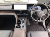 クラウンクロスオーバー 2.5 G アドバンスト レザー パッケージ E-Four 4WD 