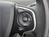 ◆アダプティブクルーズコントロール◆予め設定した車速内でクルマが自動的に加減速。前走車との適切な車間距離を維持しながら追従走行します。【LKAS】車線維持支援システムでステアリング操作を支援。