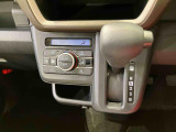 納車前にはプロのメカニックが、各部の点検を行います。ディーラーにしか出来ない品質、そしてサービスできっと満足していただけると思います!