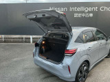 大きな荷物もスムーズに積載できる広い開口部