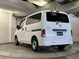 当社でご購入頂いた全ての車両はご納車前、エンジンオイル交換・ワイパーゴム・ブレーキ点検・調整・その他確認の上ご納車いたします。