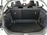 荷物をたっぷり載せて広々ドライビング♪夏でも冬でも、アウトドアやショッピングを思い切り楽しみましょう!