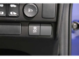 【横滑り防止装置】ドライバーの安全運転をアシストしてくれる装備が充実しています☆ドライバーの不安を安心へと変えてくれますね。