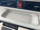 福井の生活に欠かせない軽自動車の在庫が充実しています。スライドドア付きのハイトワゴンや小回りの利くコンパクト軽など、日常使いにぴったりな人気の最新・高年式モデルも豊富に揃っています。